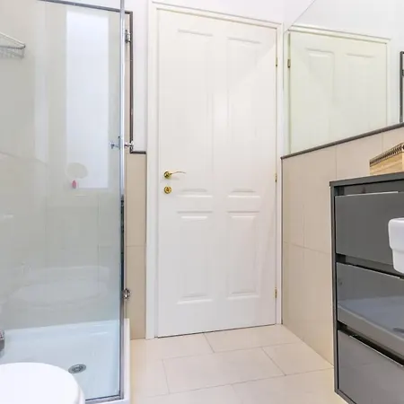 Luxury Flat Crocetta 2 Stops From Duomo, Ac דירה מילאנו