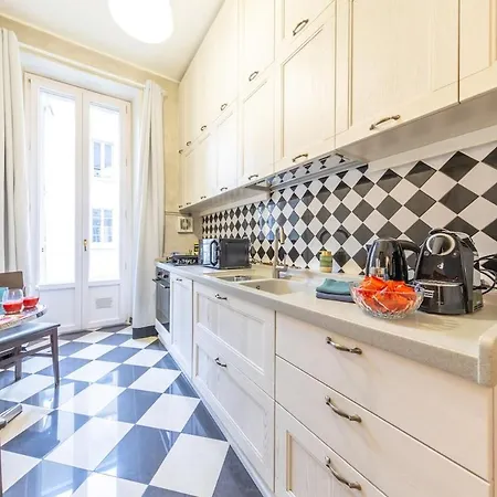 Luxury Flat Crocetta 2 Stops From Duomo, Ac דירה מילאנו