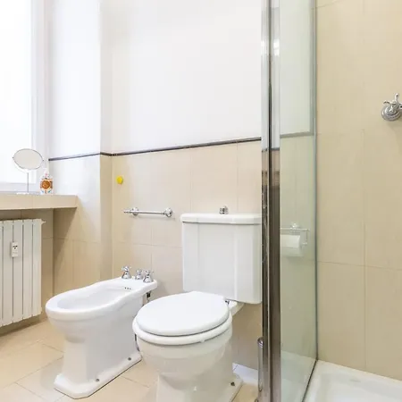 Luxury Flat Crocetta 2 Stops From Duomo, Ac דירה מילאנו